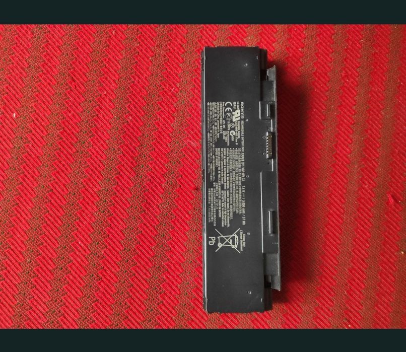 Acumulator de 5000 mAh pentru notebook, minilaptop Sony, în stare perf