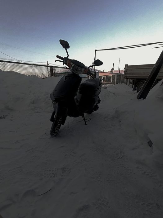 Скутер 150 кубов