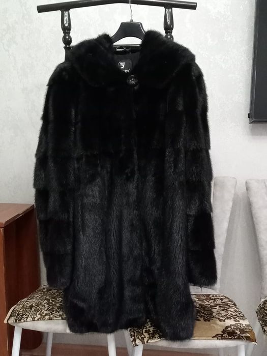 Продам шубу 48-50