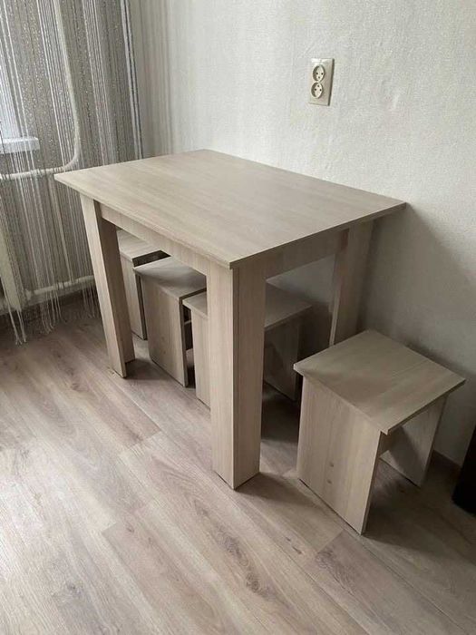 Cдаю на проспекте Абая квартиру