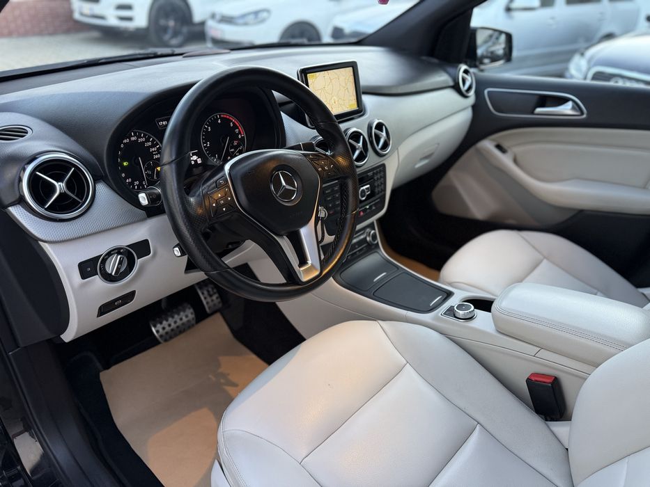 Vand Mercedes B-class An 2012 Motor 1.8 Diesel