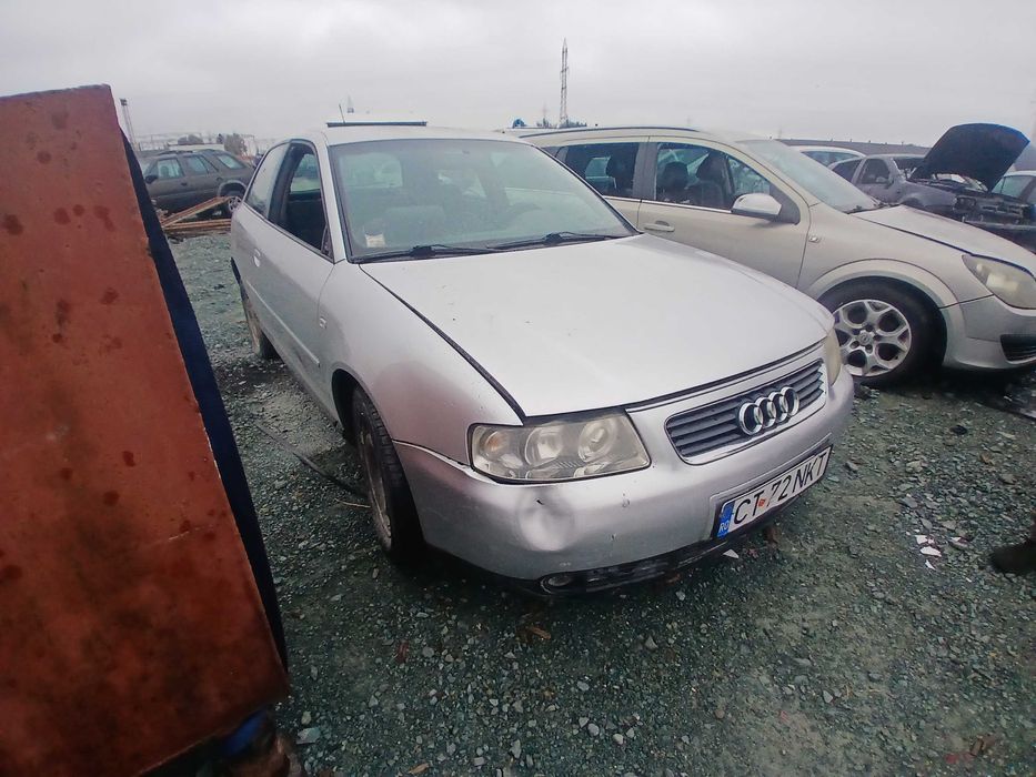 Dezmembrez audi a3 8l