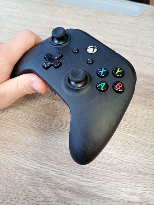 2 Controllere Wireless Compatibile Xbox One / PC – Stare Excelentă