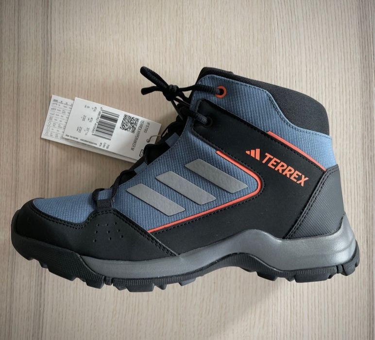 Ghete Adidas Terrex pentru băieți,  Waterproof,  Mărimea 37, Nou