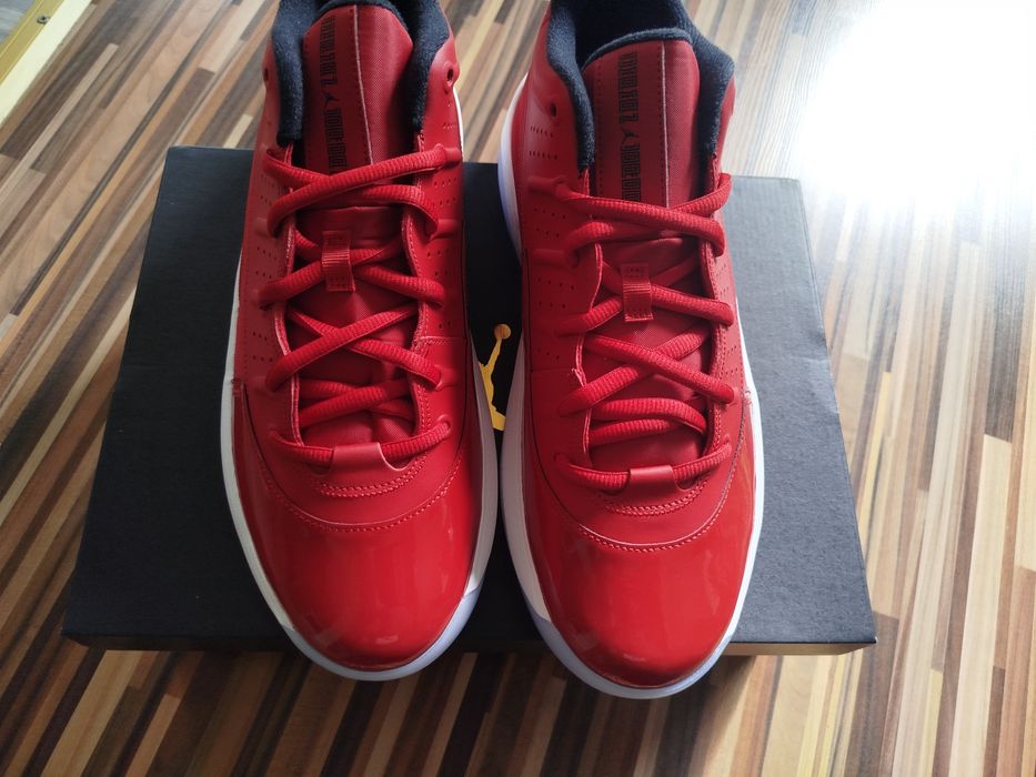 Нови оригинални маратонки Jordan max aura 7 номер-45.5