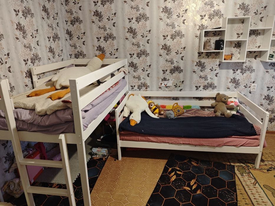 Кровать двухъярусная