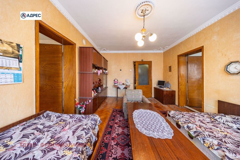 3-стаен в Плевен-Идеален център площ 85 цена 125000