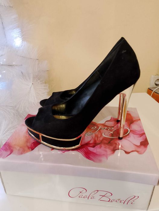 Официални обувки