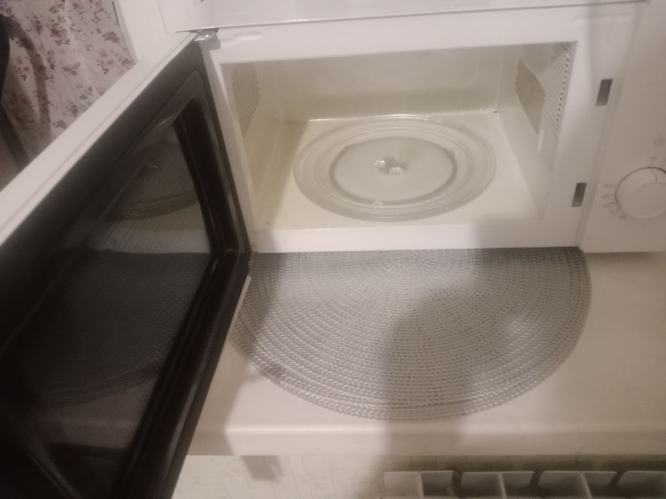 Микровалновка  хороший состояние