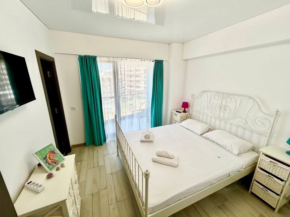 Pat metalic alb Ikea