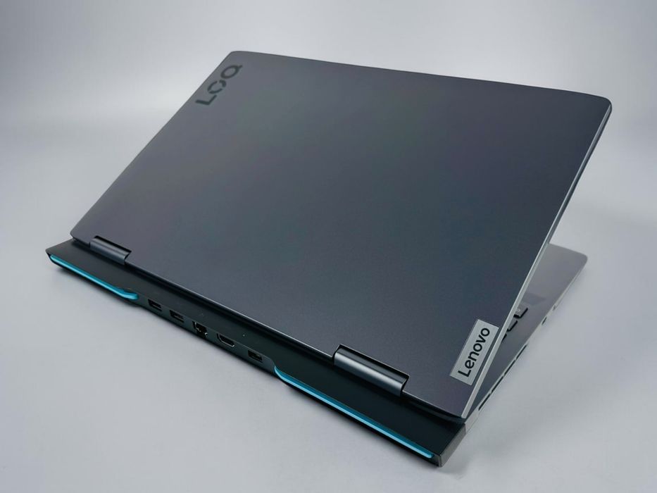 Лаптоп Lenovo LOQ 15" Full HD 144Hz i5-12450 16RAM 512SSD RTX 2050 Перфектен! Гаранция!