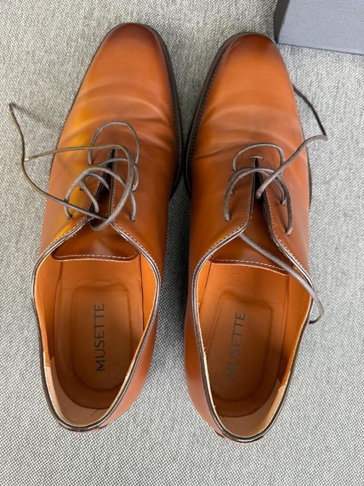 Vand Pantofi Musette 44 / maro