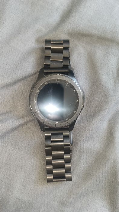 Часы Samsung gear S3 frontier