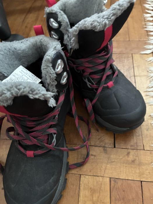20 lei  ghete 37îmblănite decatlon