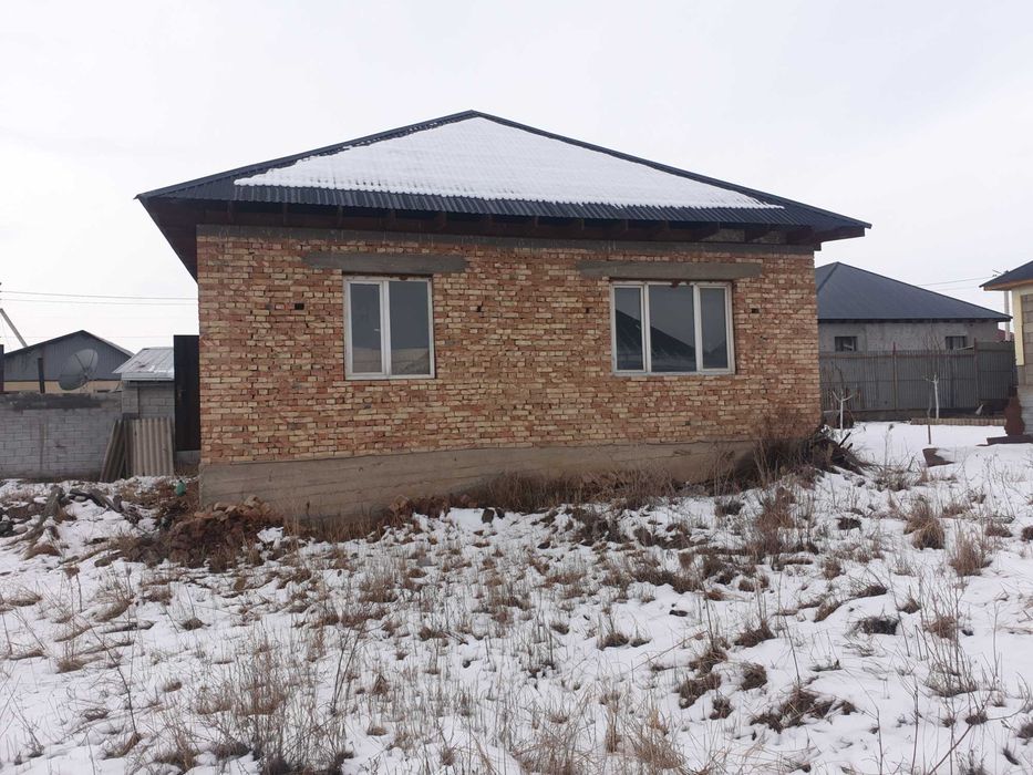 Новый кирпичный дом