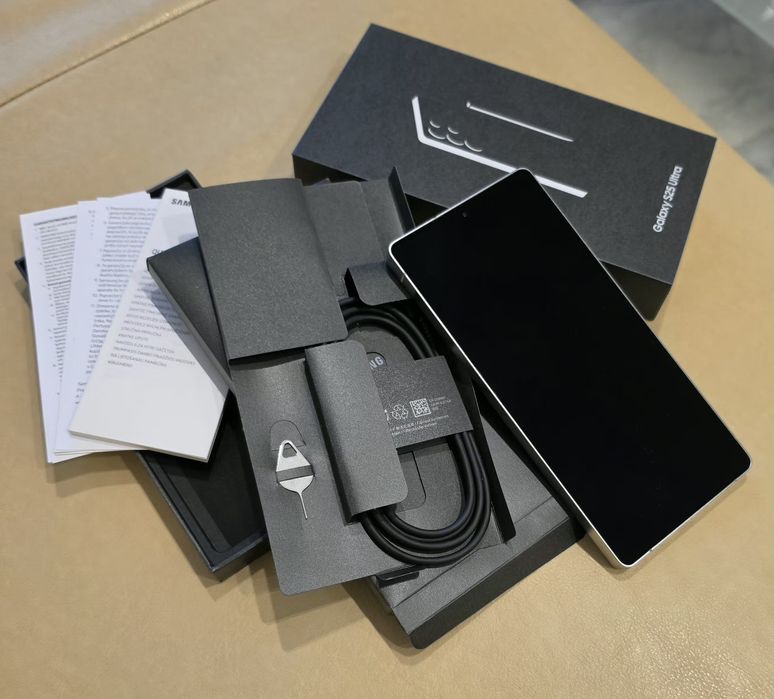 Samsung  Galaxy  S25 Ultra  Silverblue 1TB