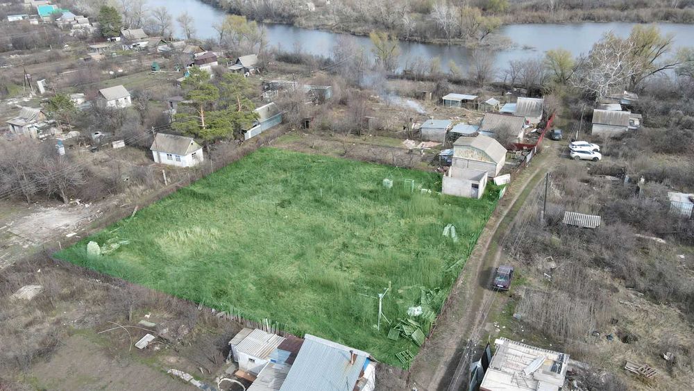 Продам дачный участок