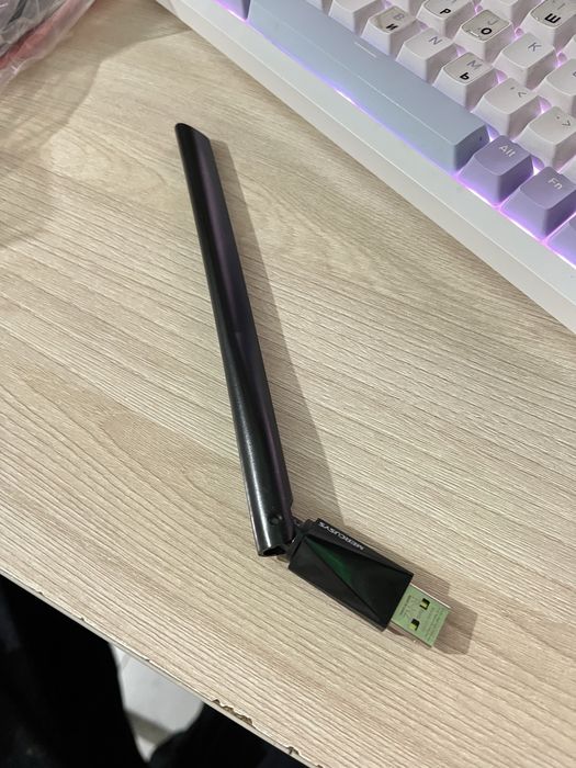 Продам адаптер Wi:Fi