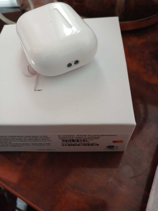 AirPods Pro из зарубежа