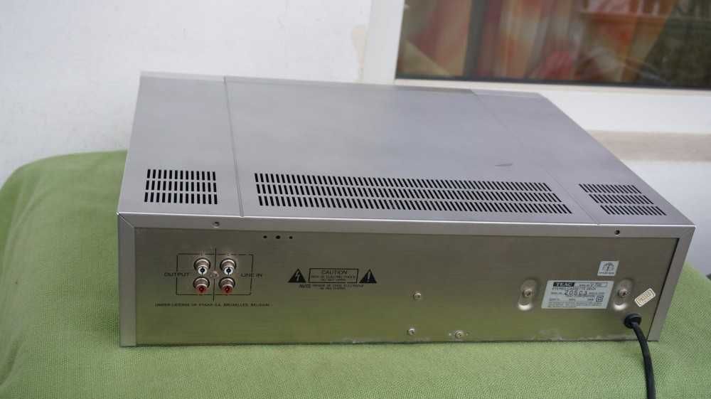Casetofon deck TEAC V700 3 Head