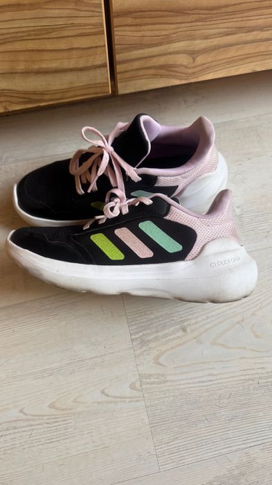 Маратонки Адидас 35 номер