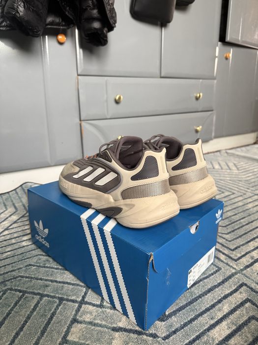 Adidas ozelia | 11 UK размер