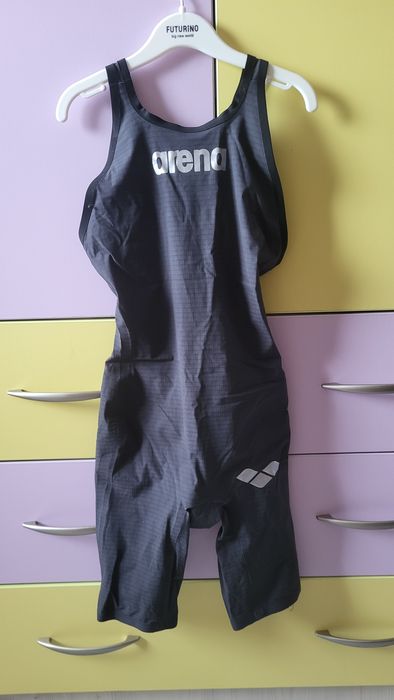 Гидрокостюм Arena б/у в отличном состоянии