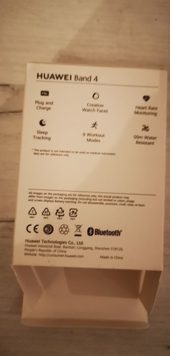 Смарт гривна Huawei Band 4