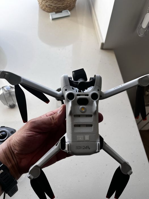 Продам дрон Дрон DJI Mini 4 Pro RC-N2 белый