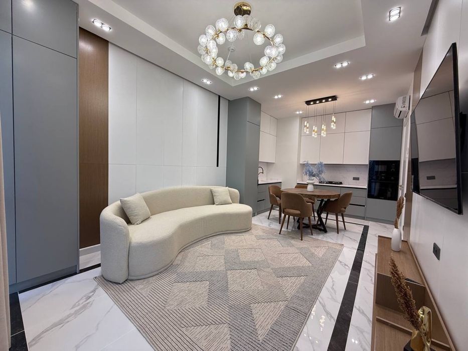 SKYLINE 3/5/14 улица Нукус 68м2 евроремонт