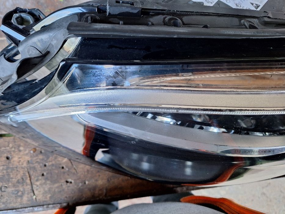 Фар за Mercedes W205 C classe facelift