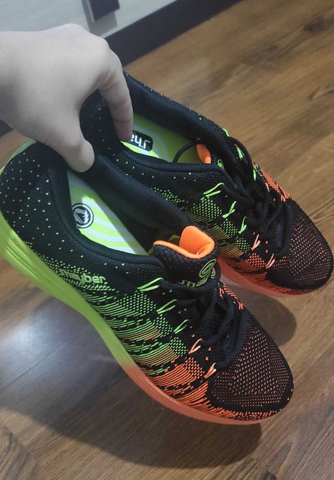 Adidasi J'hayber mărimea 44, NOI