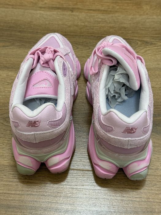 Чисто нови маратонки New Balance 9060