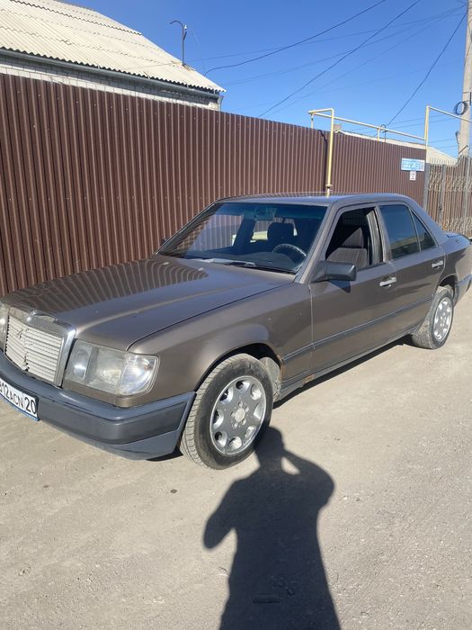 Мерседес даймлер бенз Е300