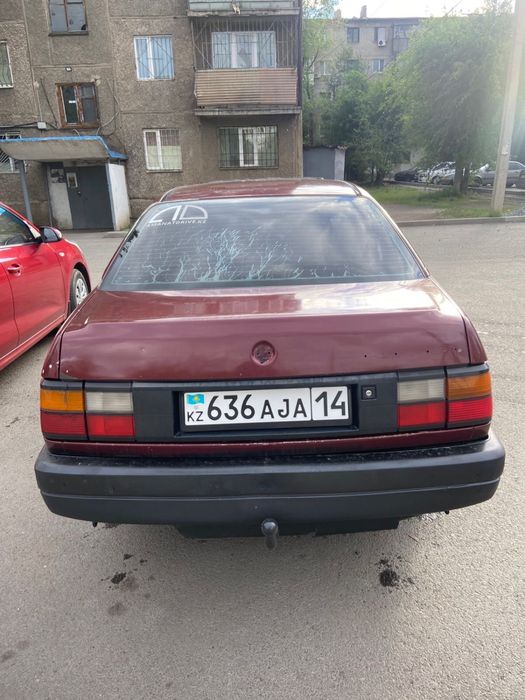 Пассат б3 1990года