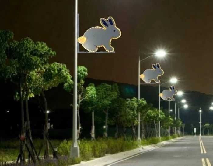 Iepure luminos Paste, decoratiune luminoasa stalpi, Paste