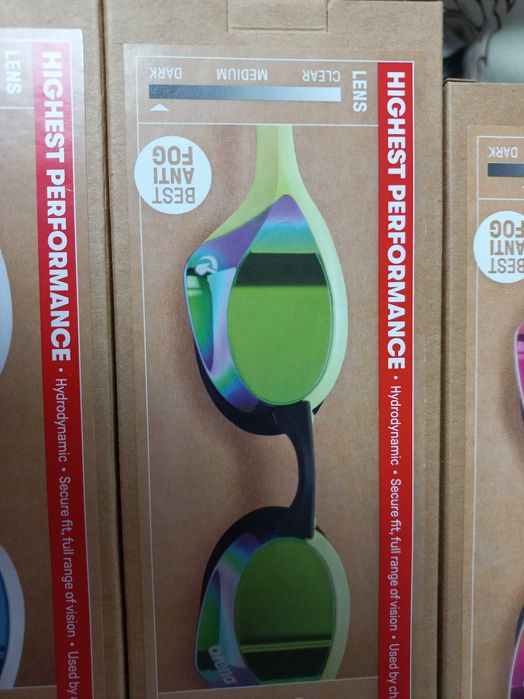 Нови модели очила за плуване  Arena Cobra