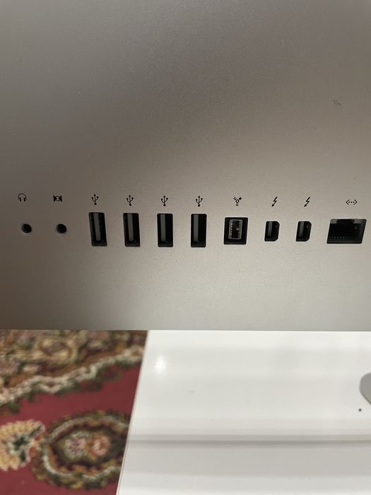 Продам Imac 2011 года