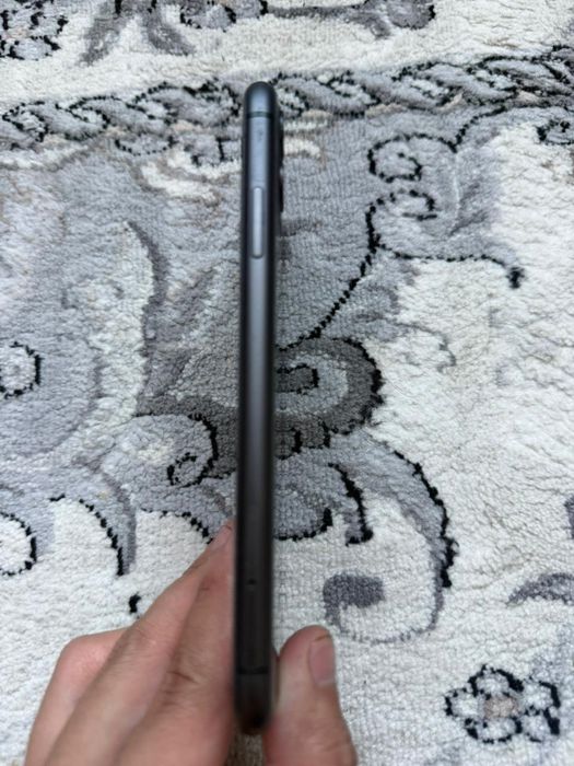 Iphone 11 продам