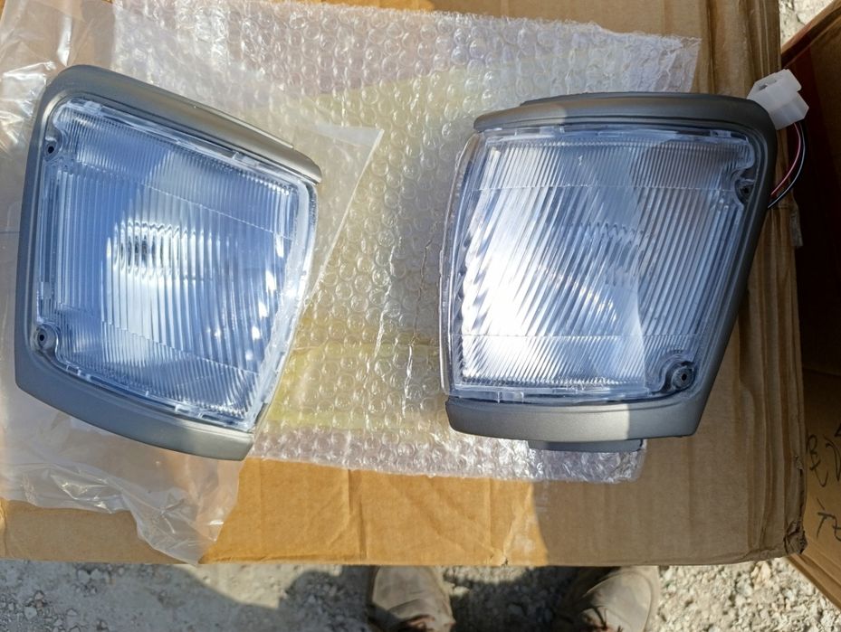 Габариты для Тойота hilux surf/4runner 1992 по 1995. N130