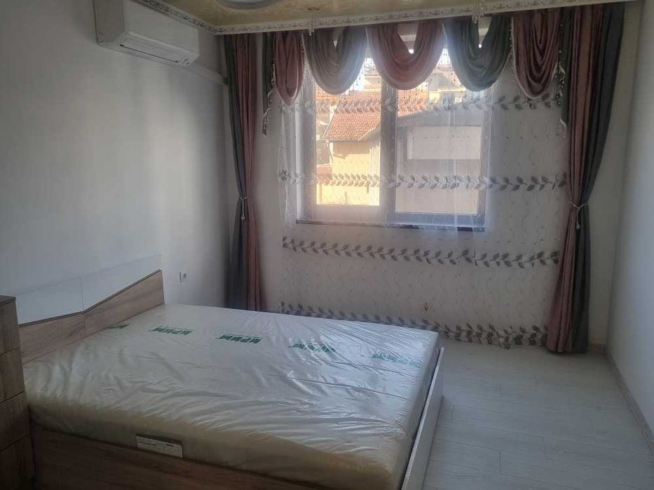 Дава се под наем Тристаен апартамент в Пловдив, Кършияка - 92 кв.м за 648.21 € - Снимка #8