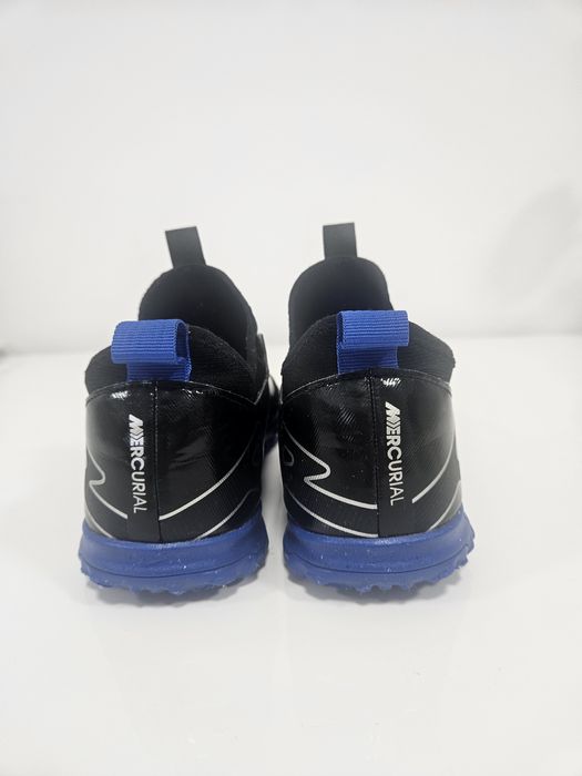 Ghete de fotbal pt teren sintetic Nike