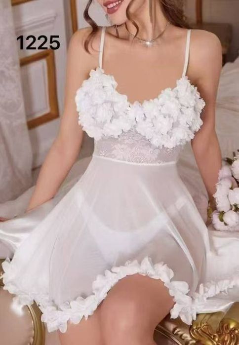 Xar xil turdagi kiyimlar parfumeriyalar bizda arzon narxlarda