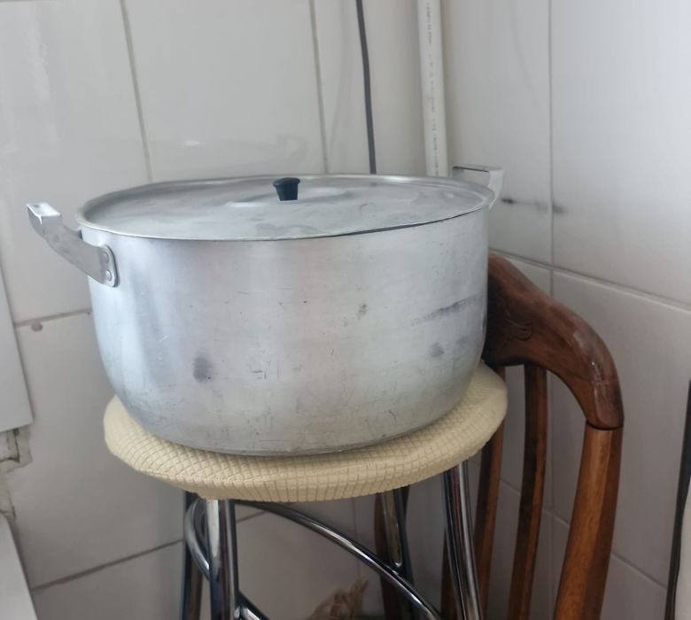 Кастрюля алюминиевая