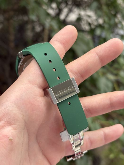 Gucci Dive Swiss Made-YA136310