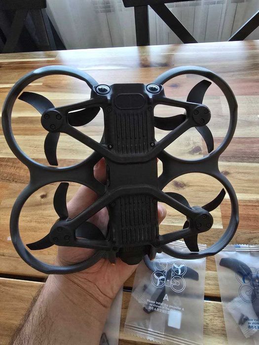DJI Avata 2 – комплект, леки следи от употреба