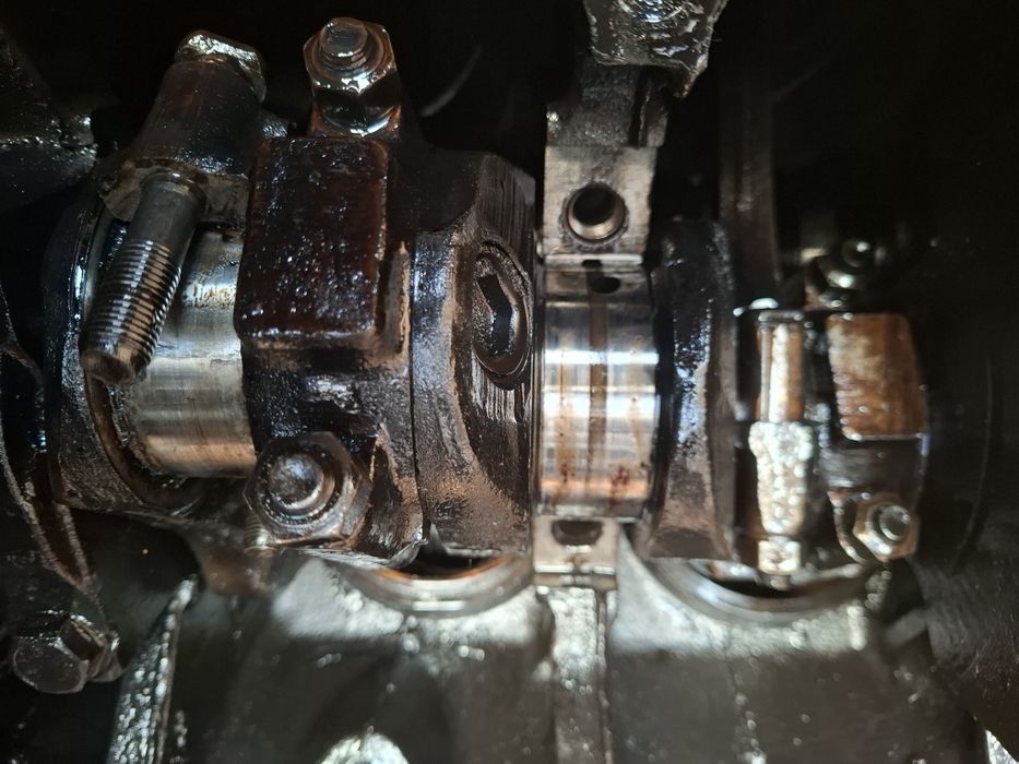 Продам двигатель на зил