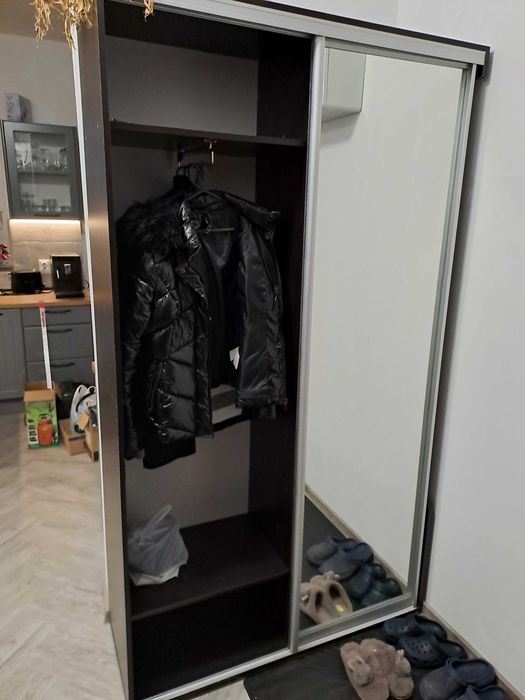 Продавам Портманто