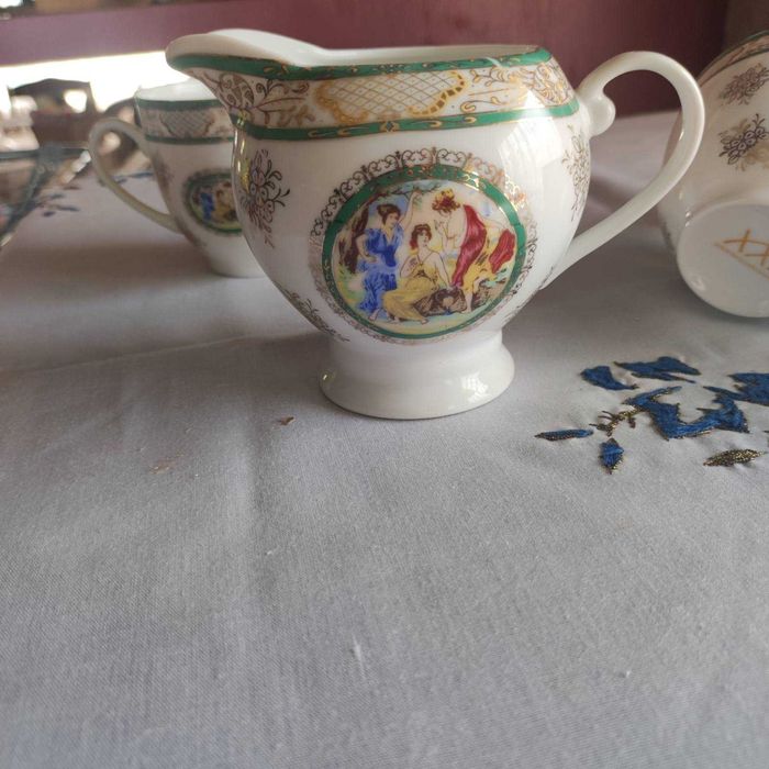 Сервиз костен порцелан