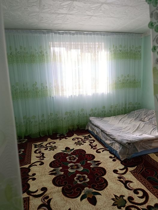 Дача бор Чарвакда оилавий жой